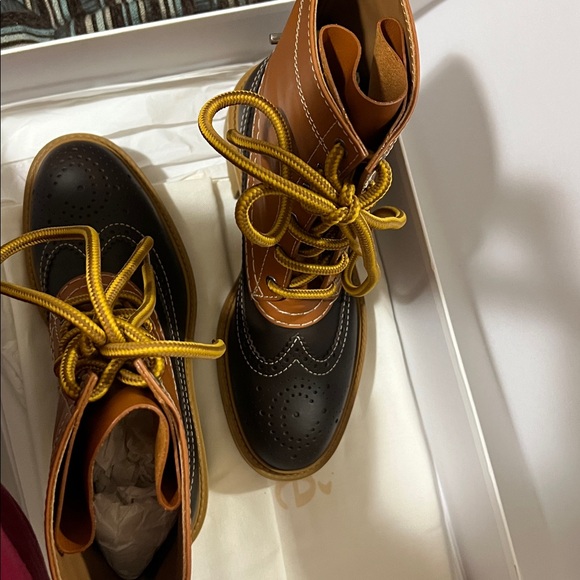 CHLOE Oxford Leather Boots - Picture 11 of 13